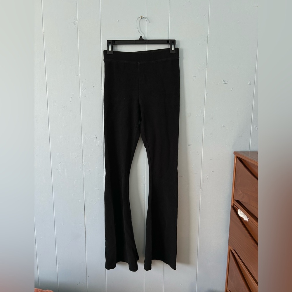 TRENDY TEXTURED FLARE PANT 🥂👡🎊
